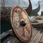 Escudo Vikingo Huginn y Muninn – Los Cuervos de Odín - 2
