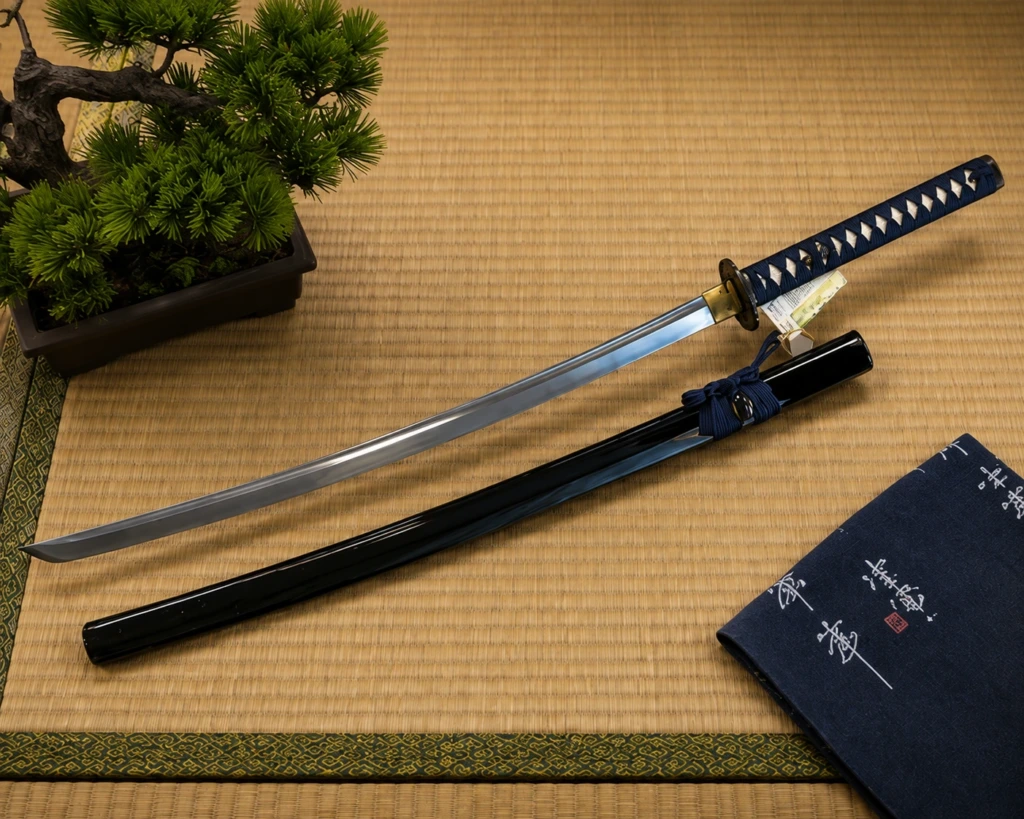 Katana Japonesa Sōshū Kitae Azul con Hoja de Acero Laminado - 1